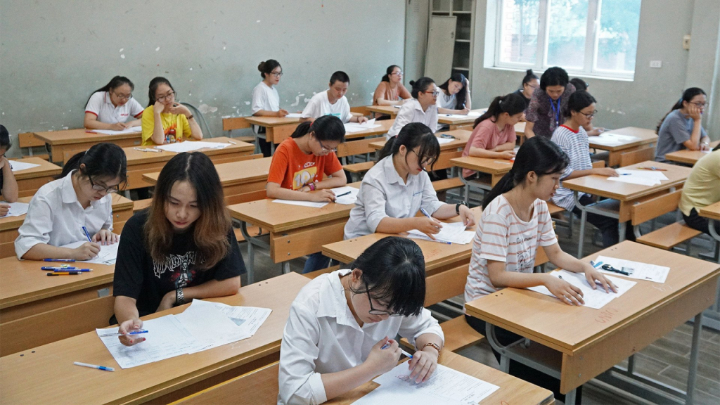 de thi thpt quoc gia 2018 mon van bb baaadzUTrd